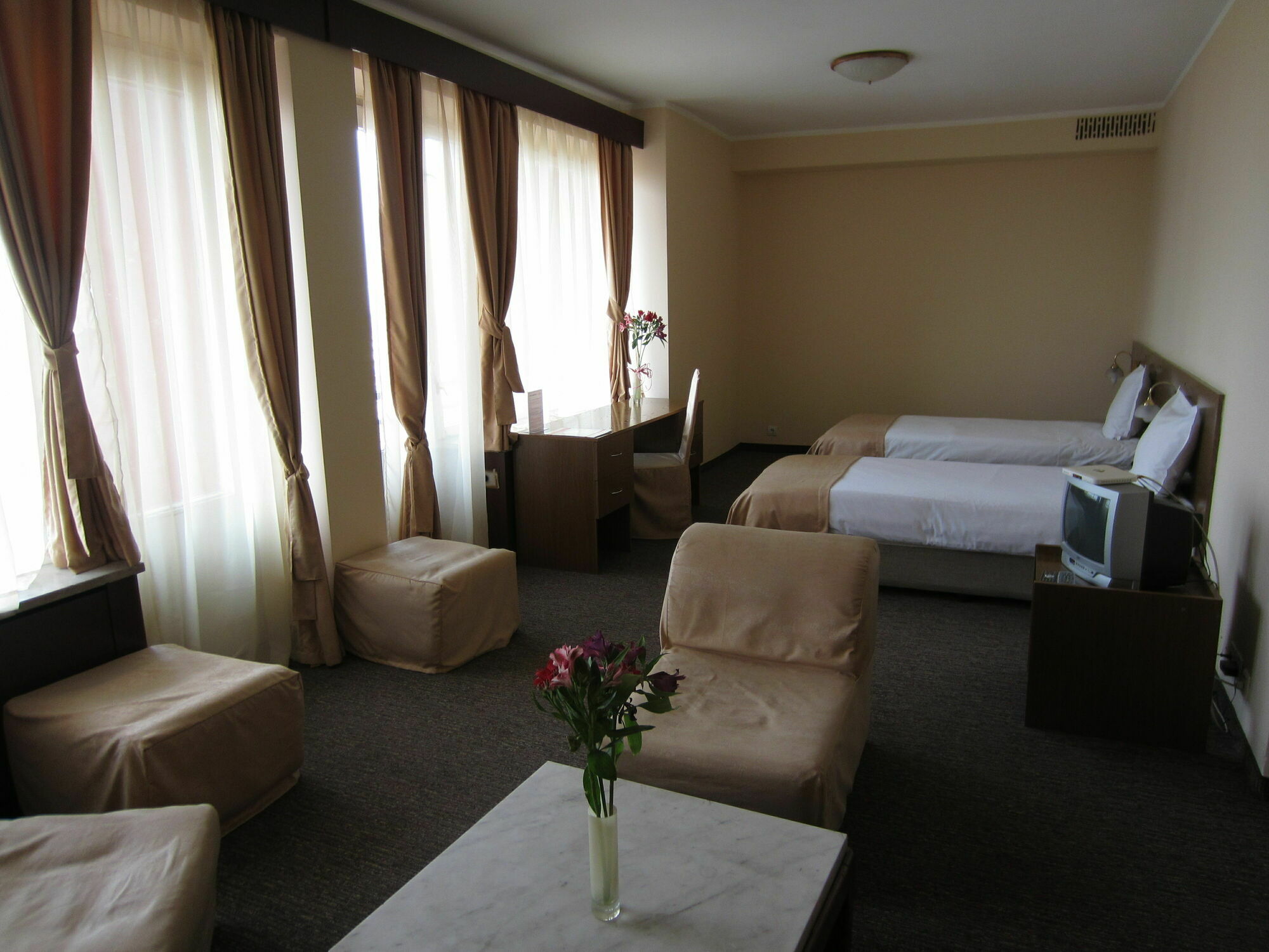 Rila Hotel Sofia Exterior foto